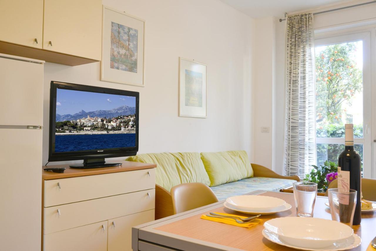 Residence Laura Бордихера Екстериор снимка