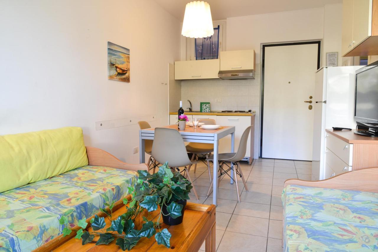 Residence Laura Бордихера Екстериор снимка