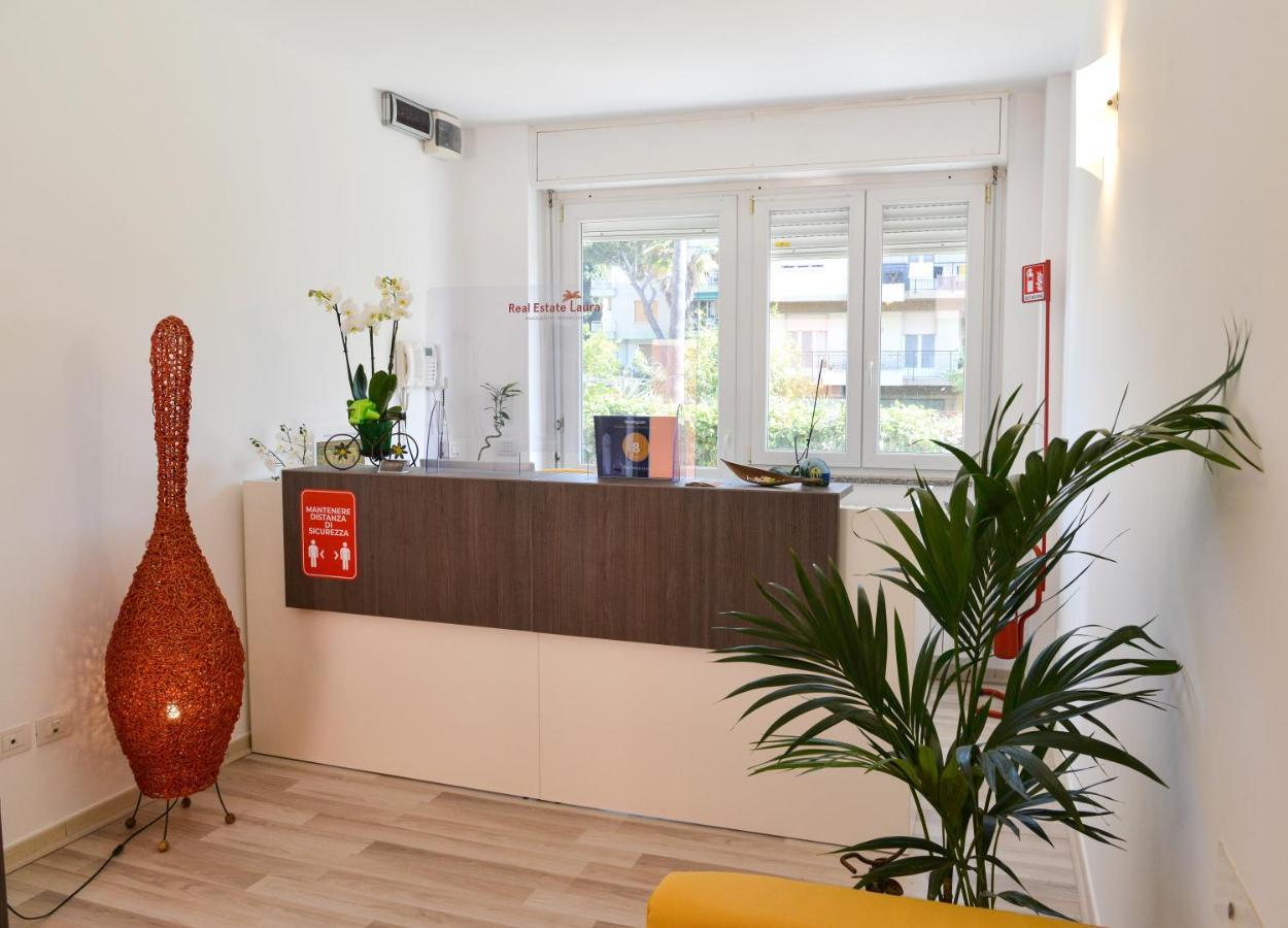 Residence Laura Бордихера Екстериор снимка