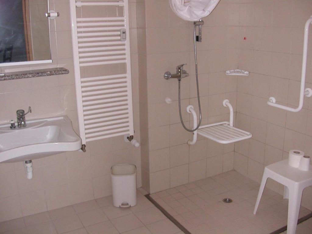 Residence Laura Бордихера Стая снимка