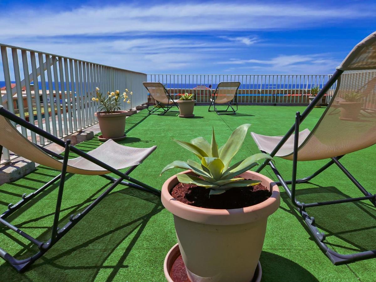 Residence Laura Бордихера Екстериор снимка
