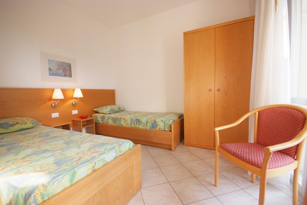 Residence Laura Бордихера Екстериор снимка