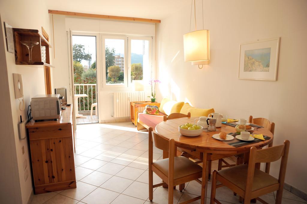 Residence Laura Бордихера Екстериор снимка