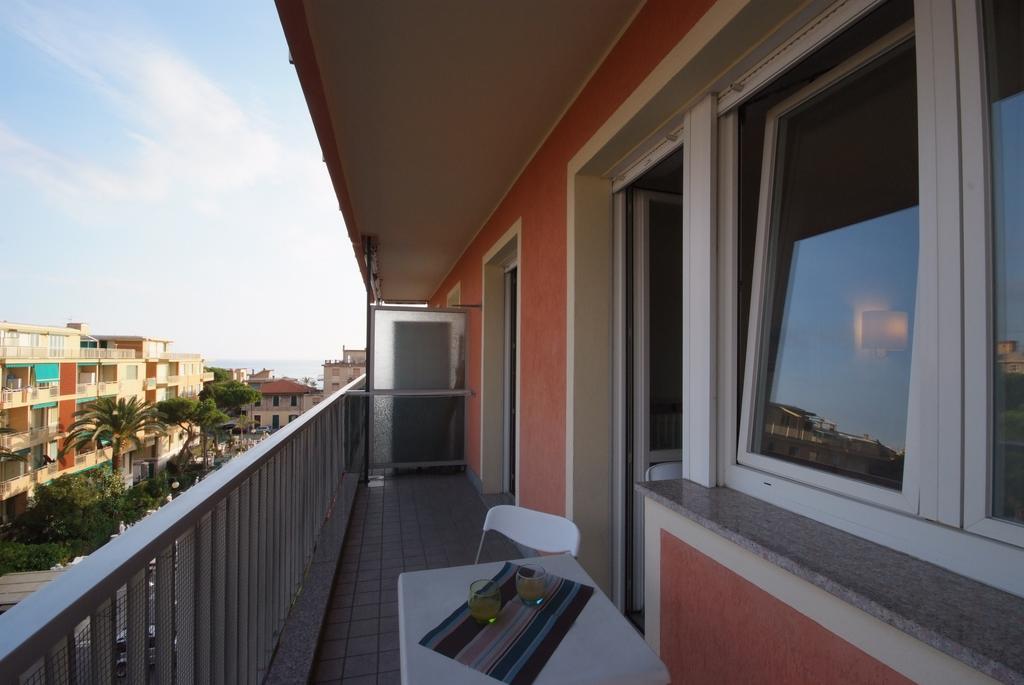 Residence Laura Бордихера Екстериор снимка